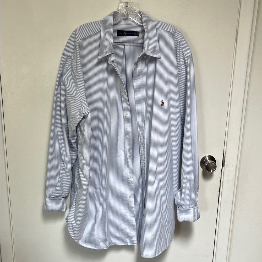 Polo by Ralph Lauren Men's Light Blue Striped Button Down Shirt 7-11